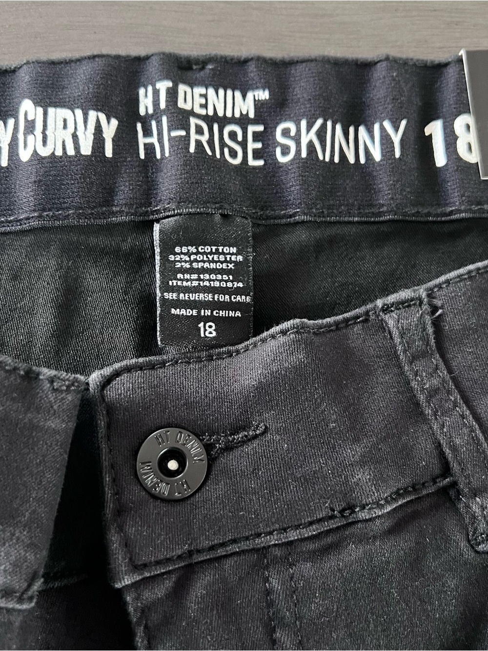 Hot Topic Plus-Size Black High-Rise Punk Grunge Skinny Jeans - Picture 5 of 9